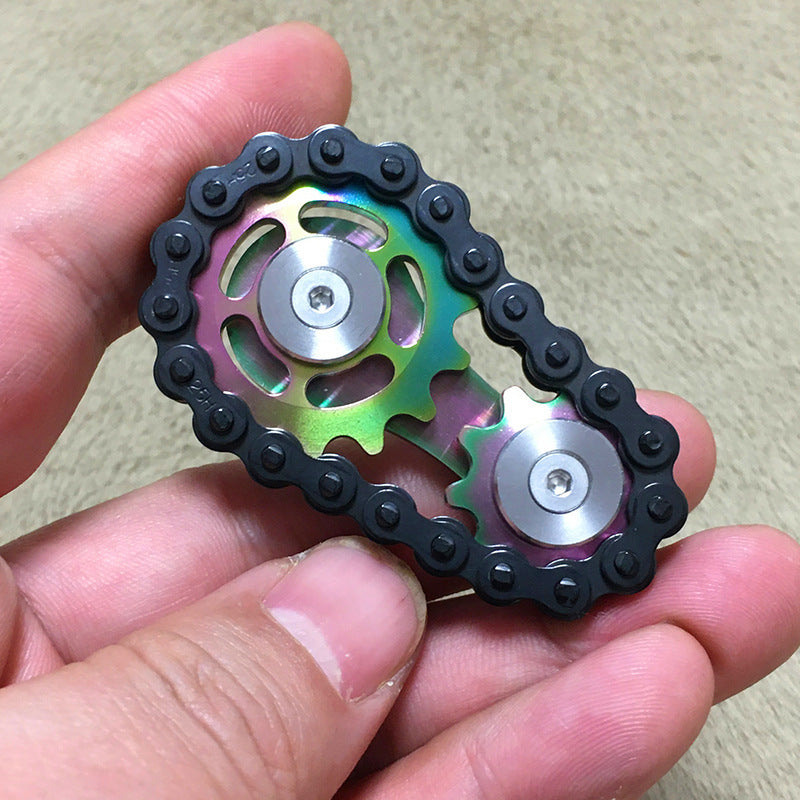 Black Gear Chain Spinner