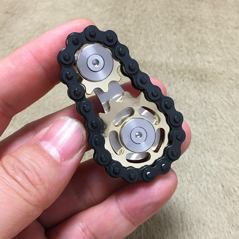 Black Gear Chain Spinner