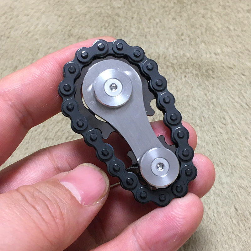 Black Gear Chain Spinner